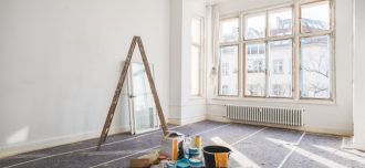 Výmena okien v byte: Potrebujem stavebné povolenie?