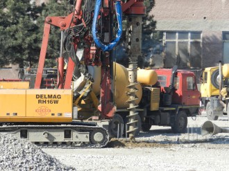 Nová hala F – čulý stavebný ruch Nová hala F – čulý stavebný ruch