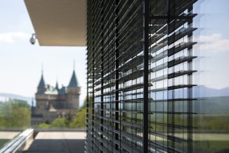 Sú lepšie vonkajšie žalúzie alebo rolety? Sú lepšie vonkajšie žalúzie alebo rolety?